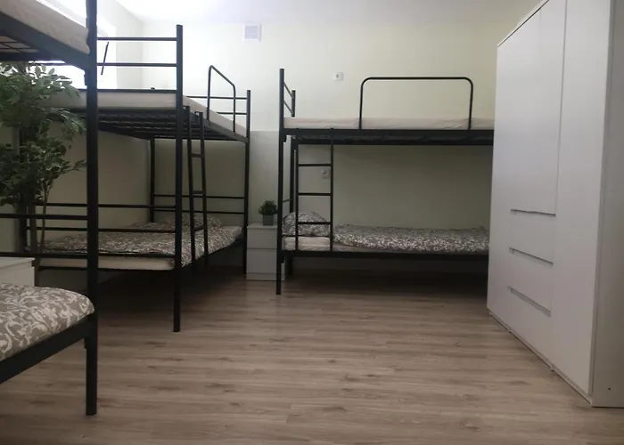 Opolska 11-19 Hostel *