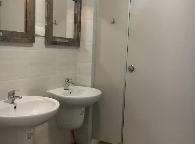 Hostel Opolska 11-19 Βρότσλαβ